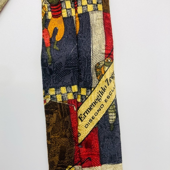 Vintage Ermenegildo Zegna golf themed silk tie. - Picture 3 of 6